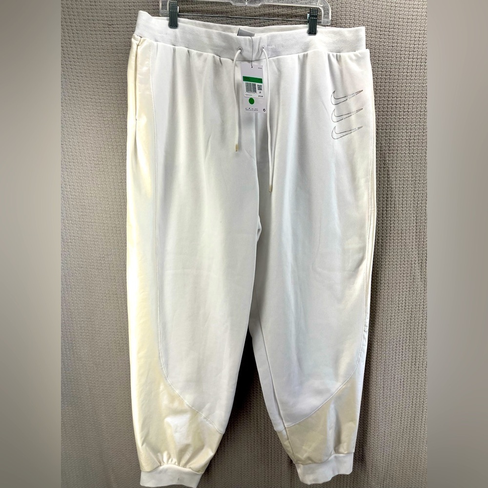 NWT Nike Sportswear Women XL Oversized Fleece Joggers White Pearl Sweatpants